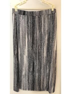 Chicos Womens 3 16/18 Long Skirt Elastic Waist 15 inch Slit Black white Stretch